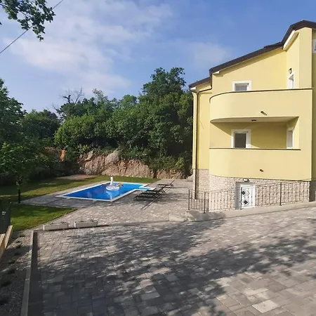 Villa Ela With Private Pool Donji Rukavac