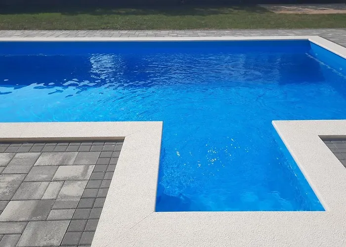 Villa Ela With Private Pool