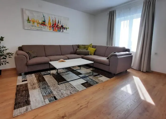 Villa Ela With Private Pool Donji Rukavac