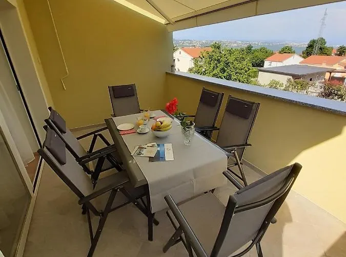 Villa Ela With Private Pool