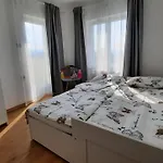 Апартаменты Ela With Private Pool Donji Rukavac