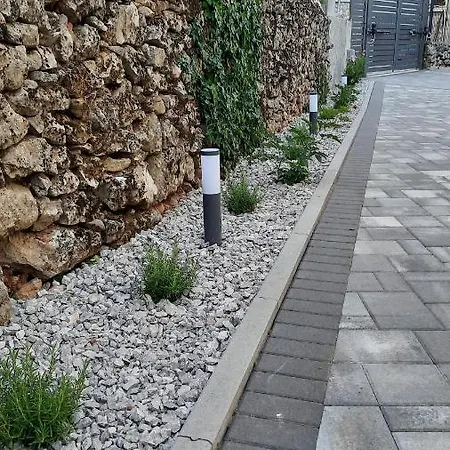 Апартаменты Ela With Private Pool Donji Rukavac
