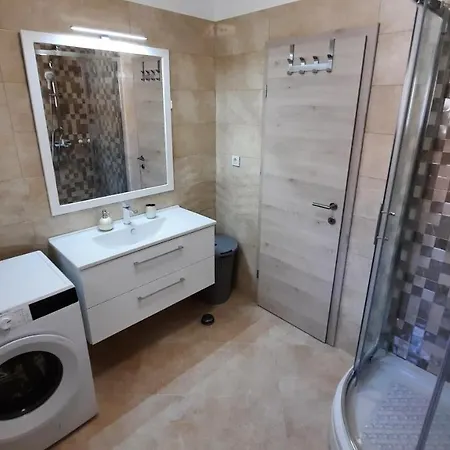 Апартаменты Ela With Private Pool Donji Rukavac