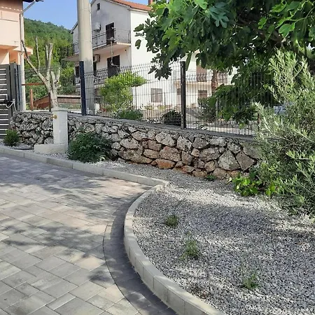 Ela With Private Pool * Donji Rukavac